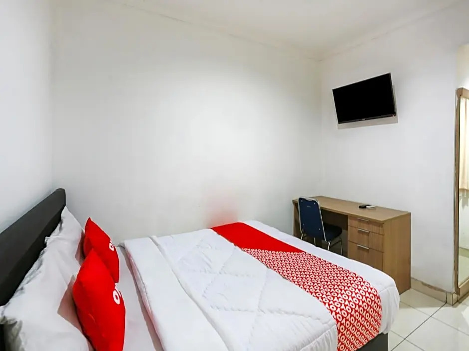 OYO 4008 E Paviliun Karawaci