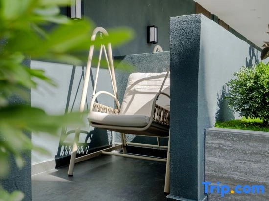 Na Jia Master NARKA Space Designer Courtyard Manor (Kunming Changshui International Airport Store)