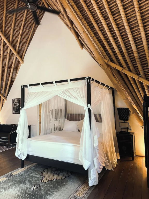 Villa Matahari Terbenam