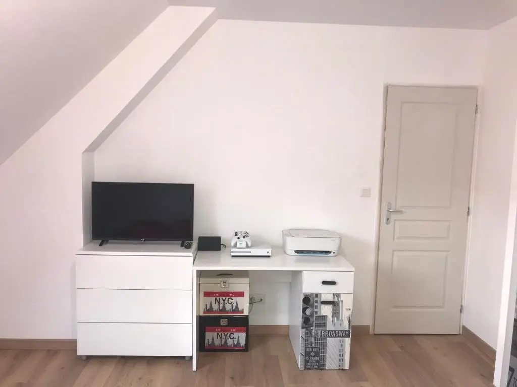 Chambre , 1 lit double et 1 lit simple