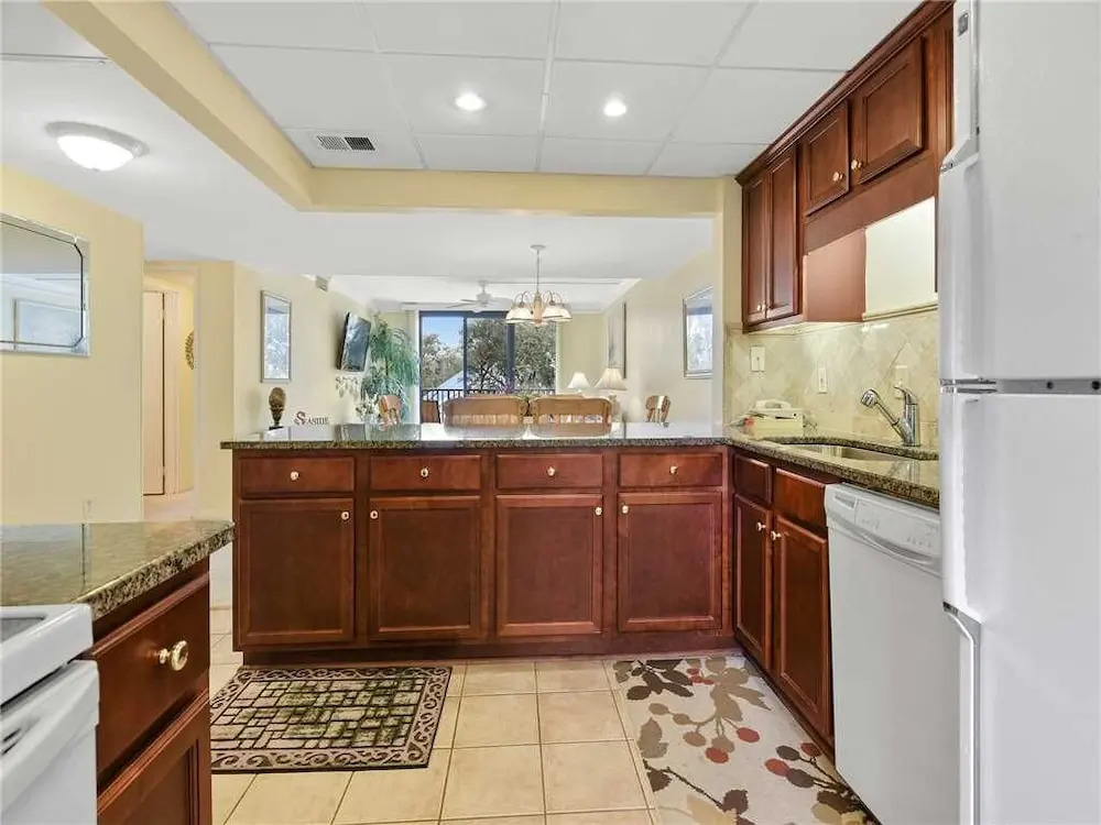 Island Club 1403 - Two Bedroom Condo