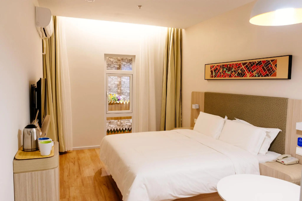 Hanting Hotel Tianjin Binhai International Airport