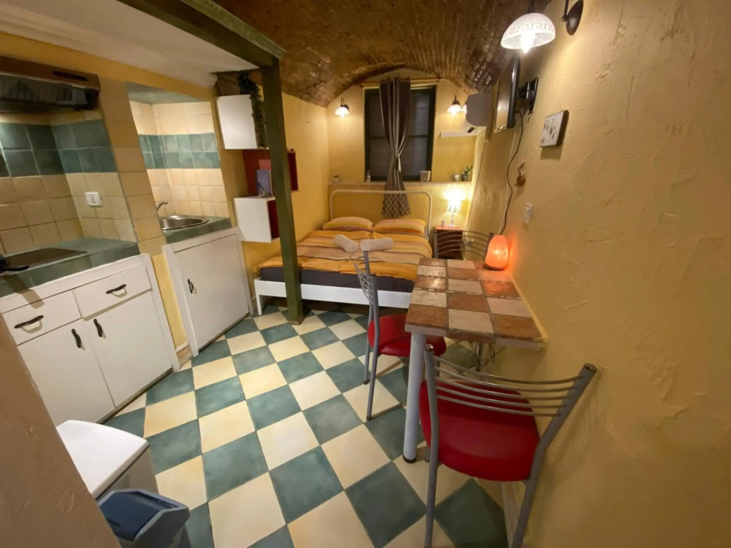 Cosy Little Love Nest in Piran