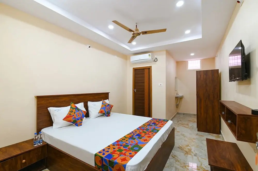 FabHotel Chandu