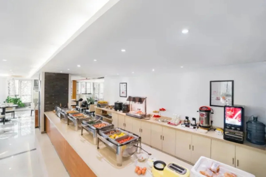 JinJiang Inn HuangShan Railway Station Old Street Hotel