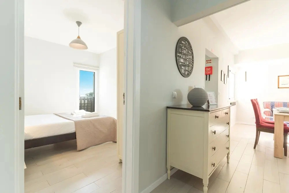 Bays Secrets Apartment by Atlantic Holiday