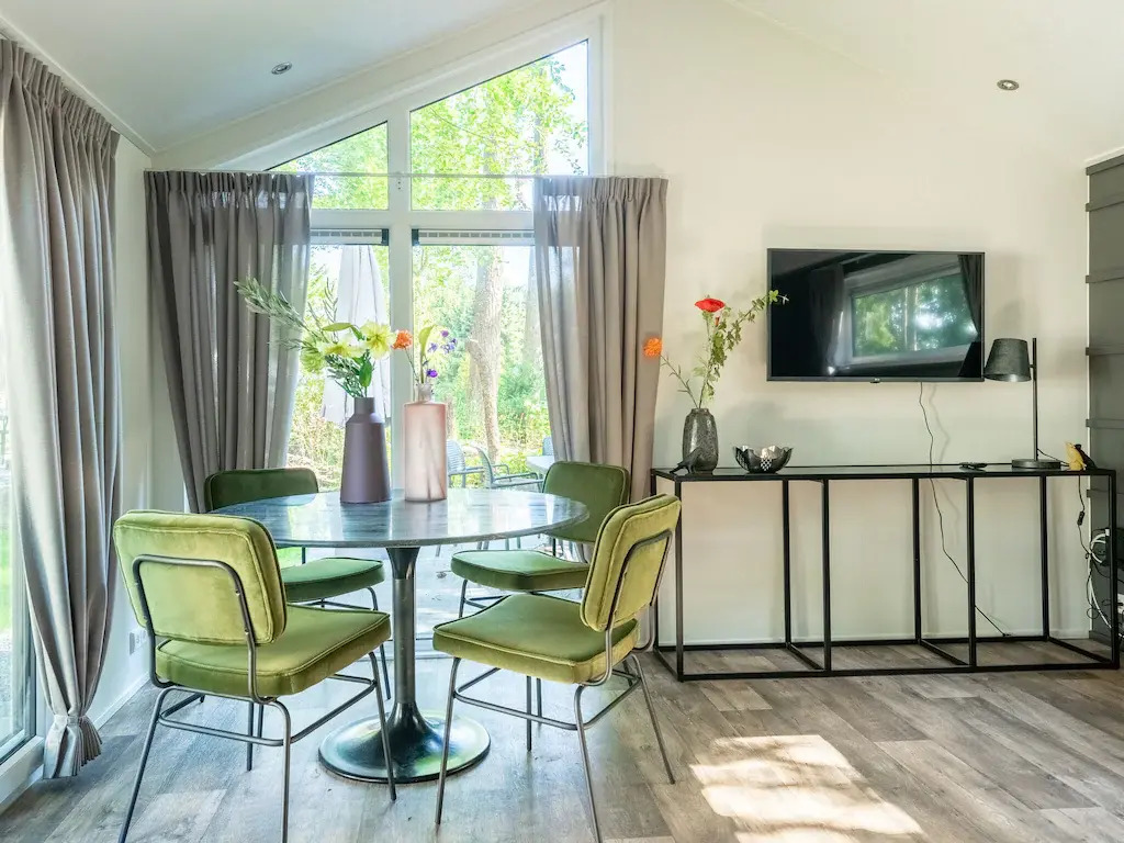 Nice chalet in beautiful location, Utrecht at 20km