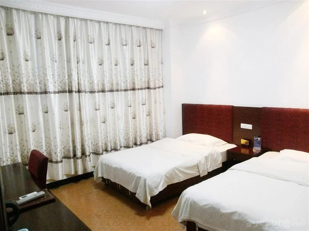 Yangshuo Hao Ting Business Hotel