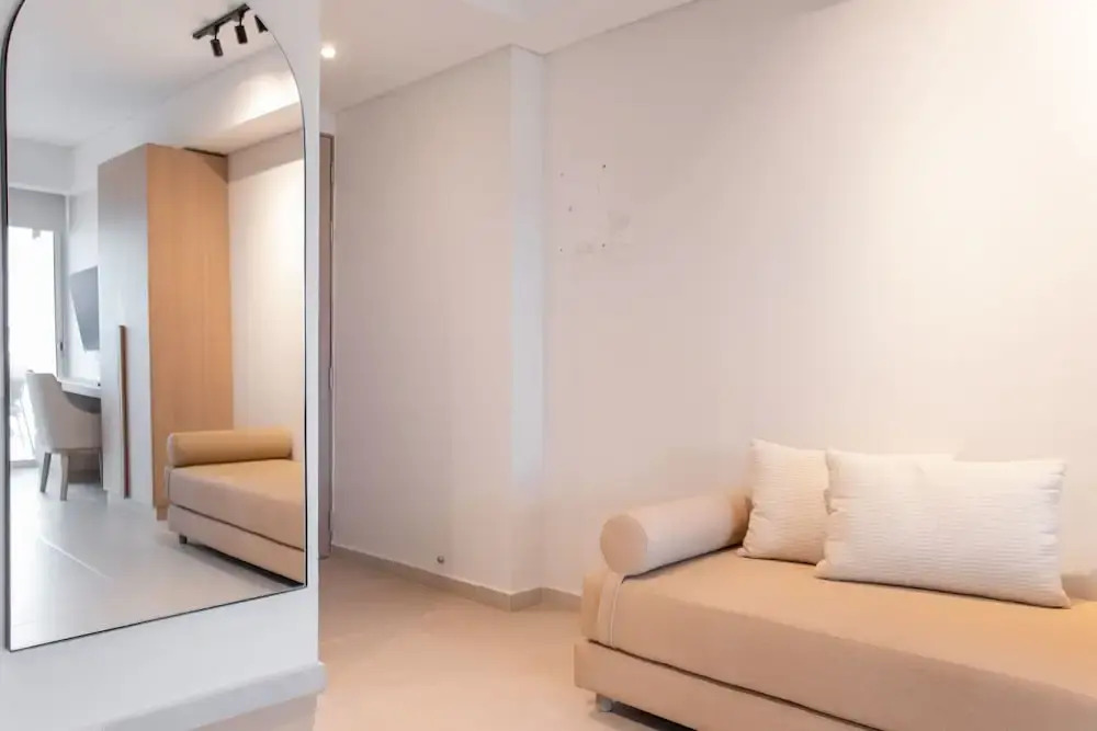 w Comfortable Loft w Balcony in Crespo