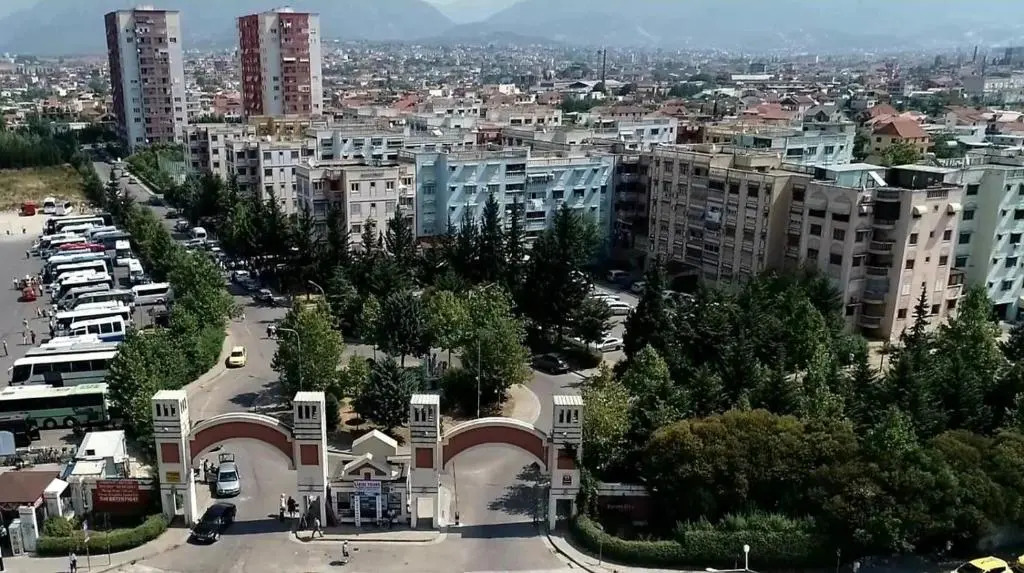 Bus statiton terminalterminal apartament Tirana