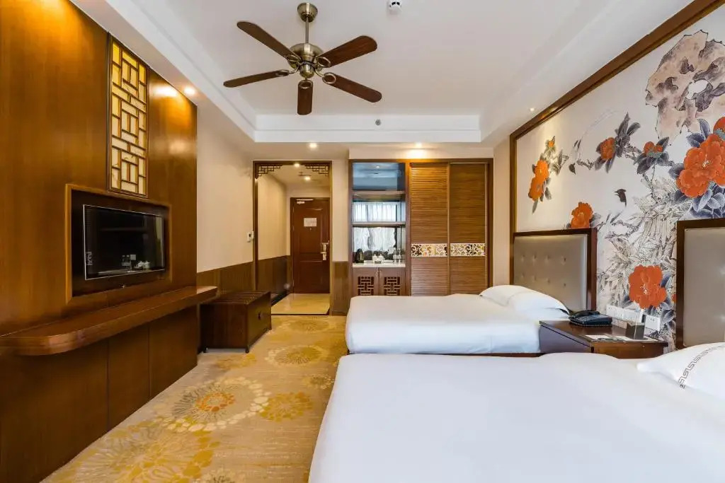 Sanqingshan Boutique Hostel