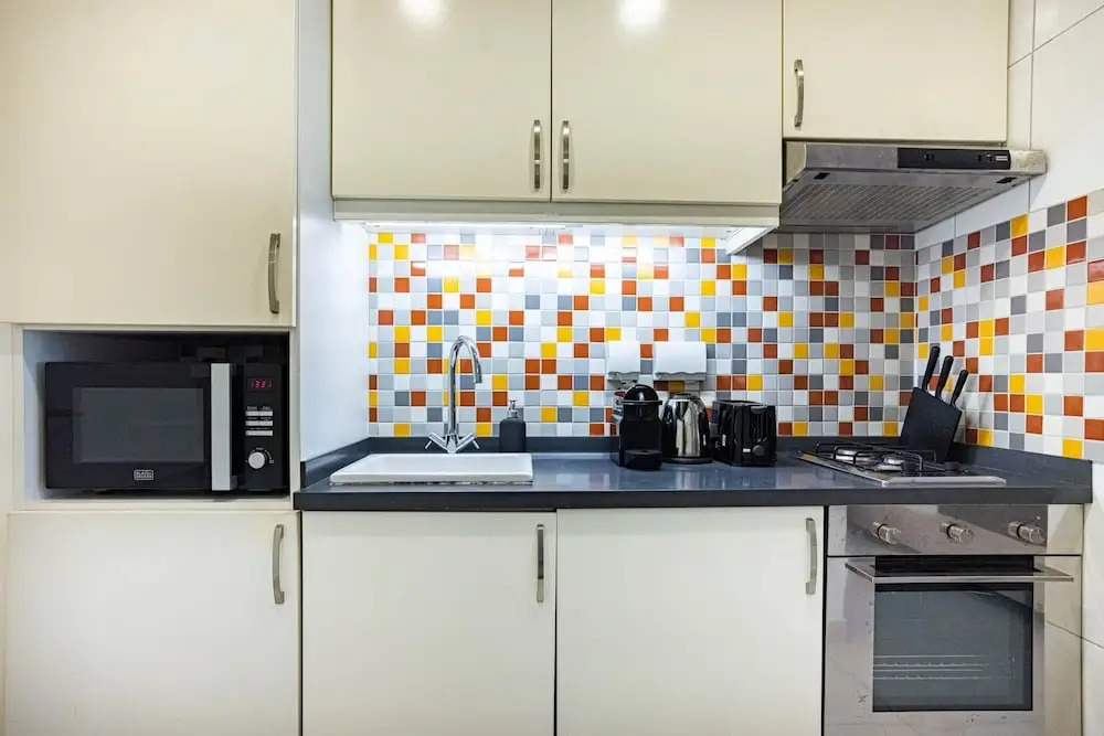 Palm Views East - Lovely View - Luxury Furnished