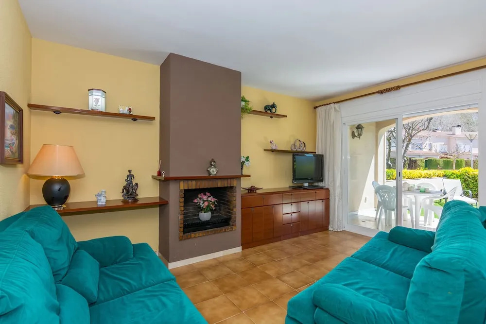 HomeHolidaysRentals Casa Moonlight – Costa Barcelona