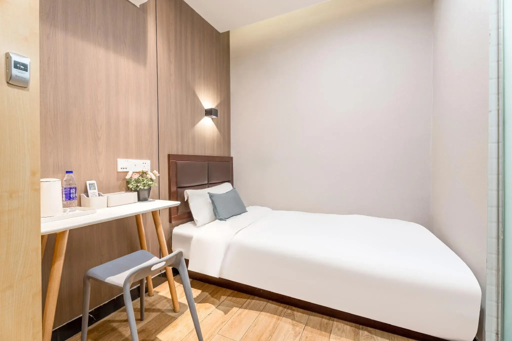 Meego Yes Hotel