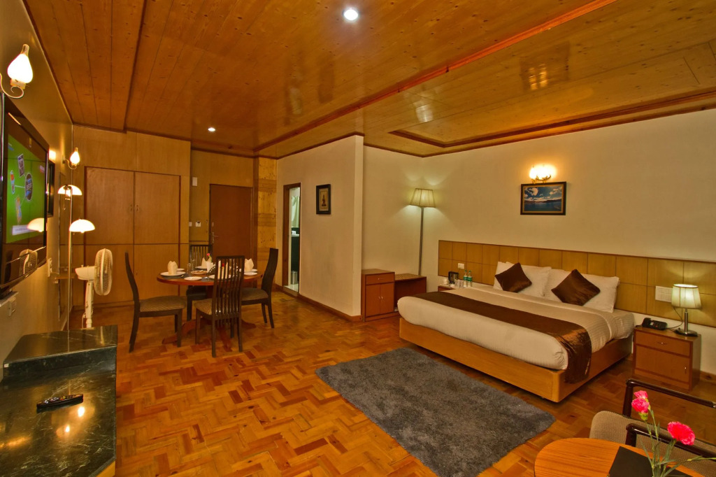 Hotel Broadways Inn