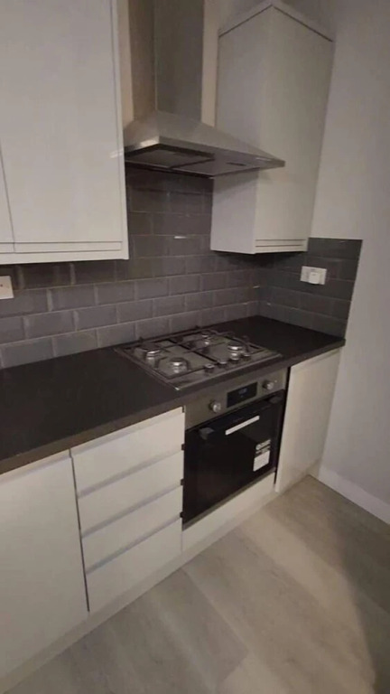 Beautiful 2-bed Apartment in London - Sleeps 6!