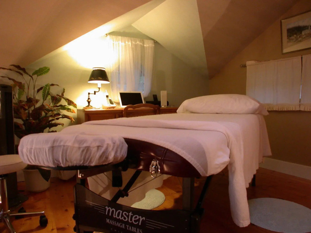 The Tuwanek Bed and Breakfast