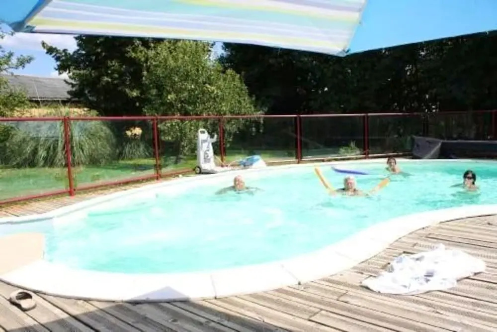 House With 3 Bedrooms in Nivillac, With Pool Access, Furnished Terrace