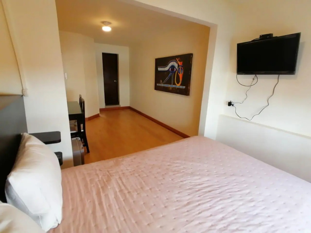 Miraflores Rooms