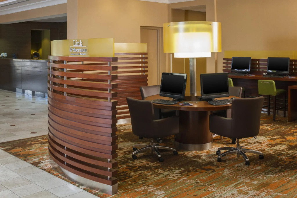 Sheraton Suites Market Center Dallas