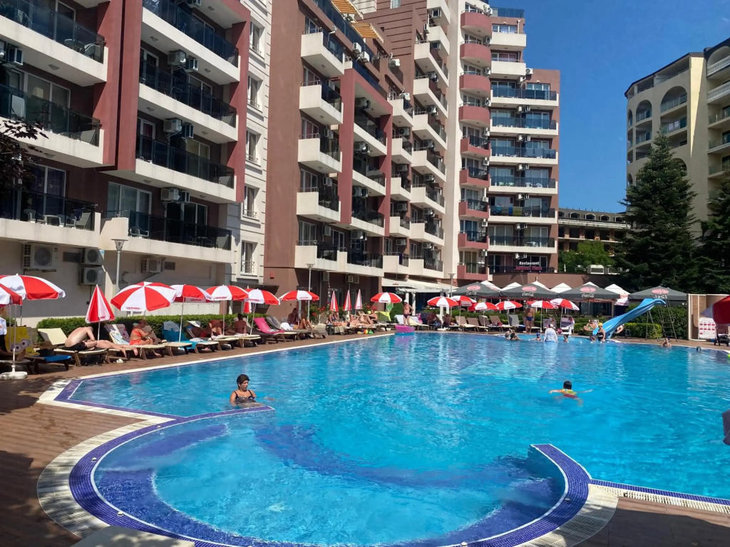 One Bedroom Apartment Admiral Plaza C 45