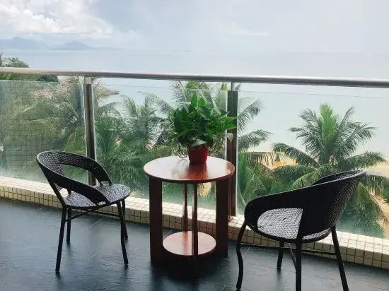 Haizhibian Apartment