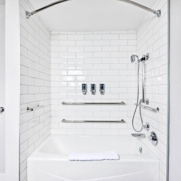 Four Points by Sheraton Ventura Harbor Resort
