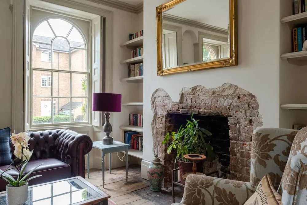 3 Bedroom 19th Century Georgian Townhouse