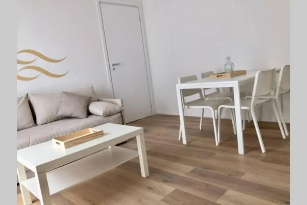 Casa Teo Pavia città