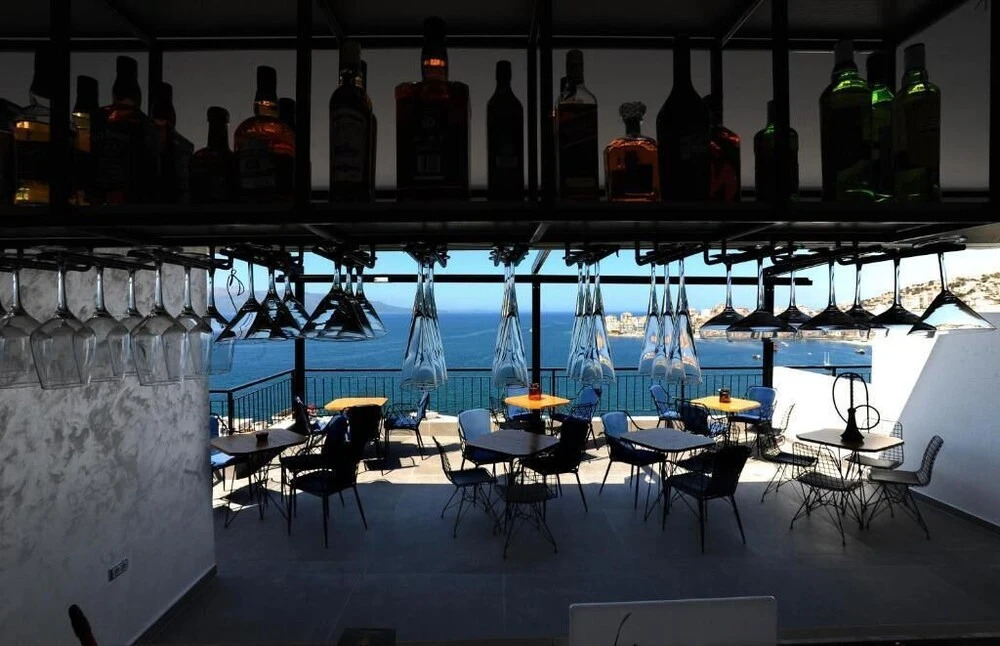 AFRODITE SUITES