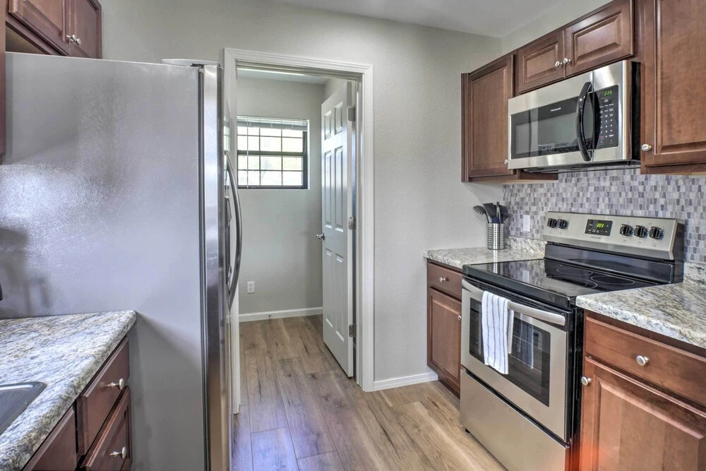 < 1 Mi to Branson Strip: Condo on Golf Course!