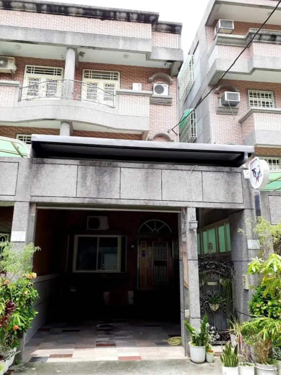 Longstay Love B&B