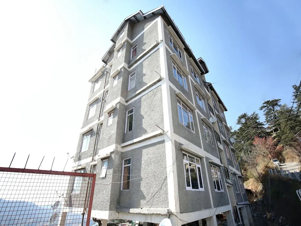 OYO 12931 Home 2BHK Valley Cottage