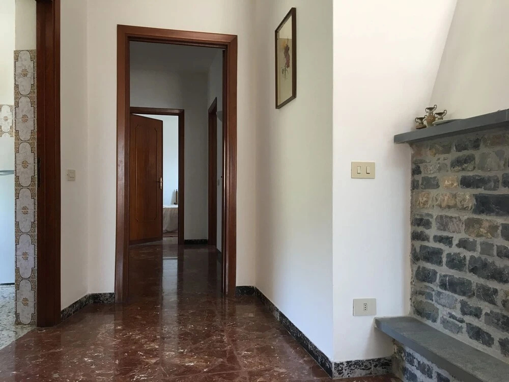 Valley View Apartment in Ameglia near Historical Center with Garden