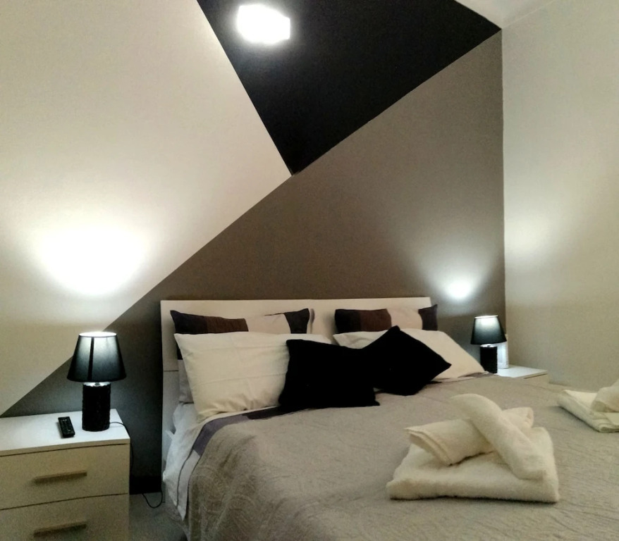 HomeholidaySanremo - CITY CENTRE APARTMENT