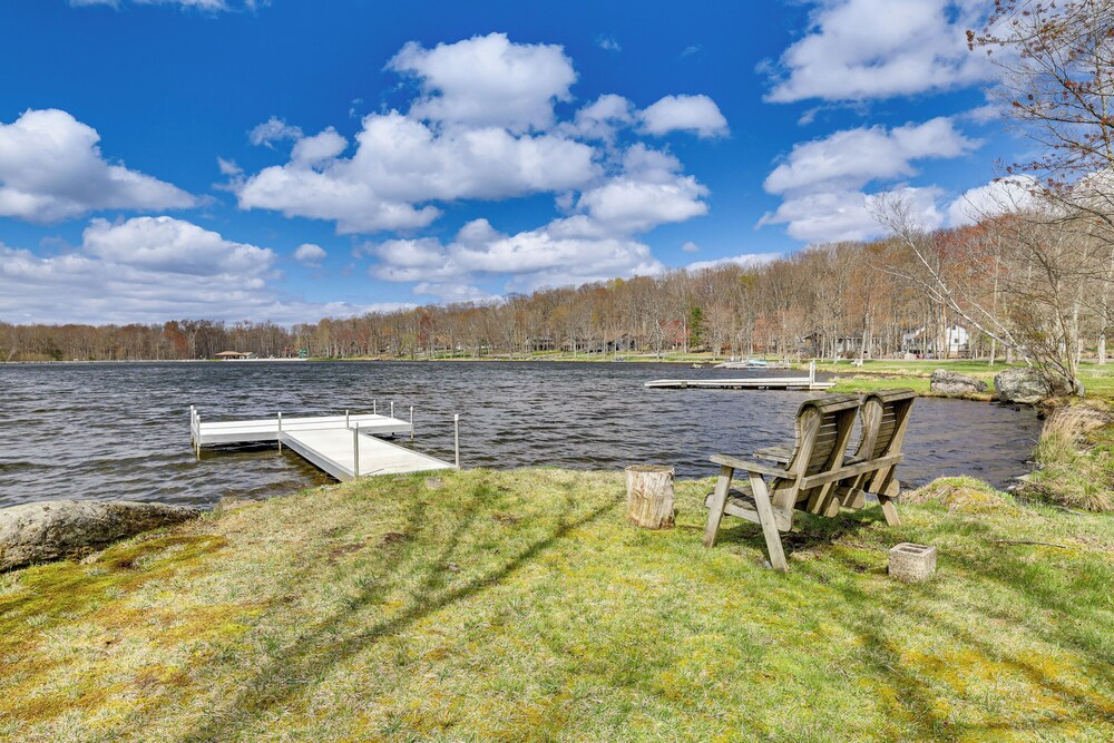 Pocono Lake Home w/ Fire Pit: Walk to Ski Hill!