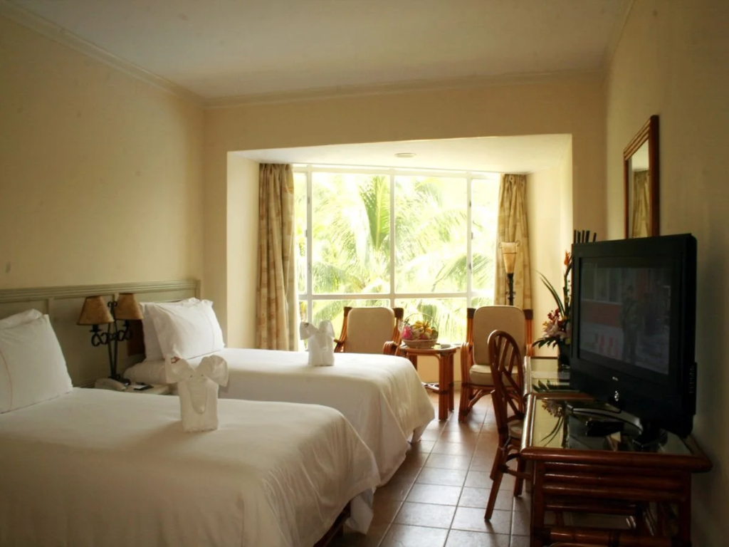 Resort Golden Palm
