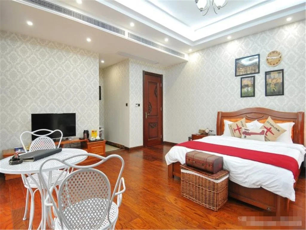 1940 Luxury Villa