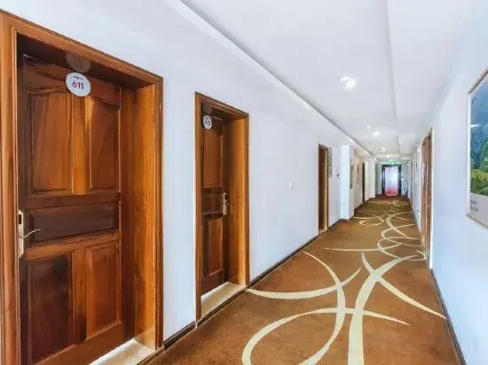 Ding Good Hotel Ruili