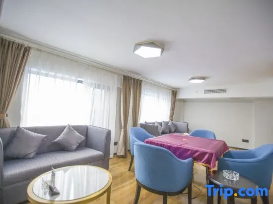 Yunman Life Hotel