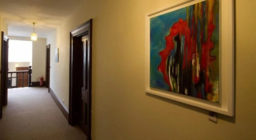 Costislost House