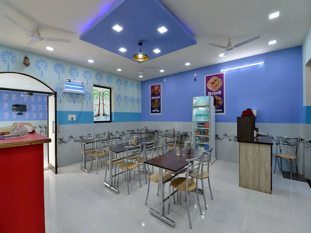 OYO 12505 Hotel MJ