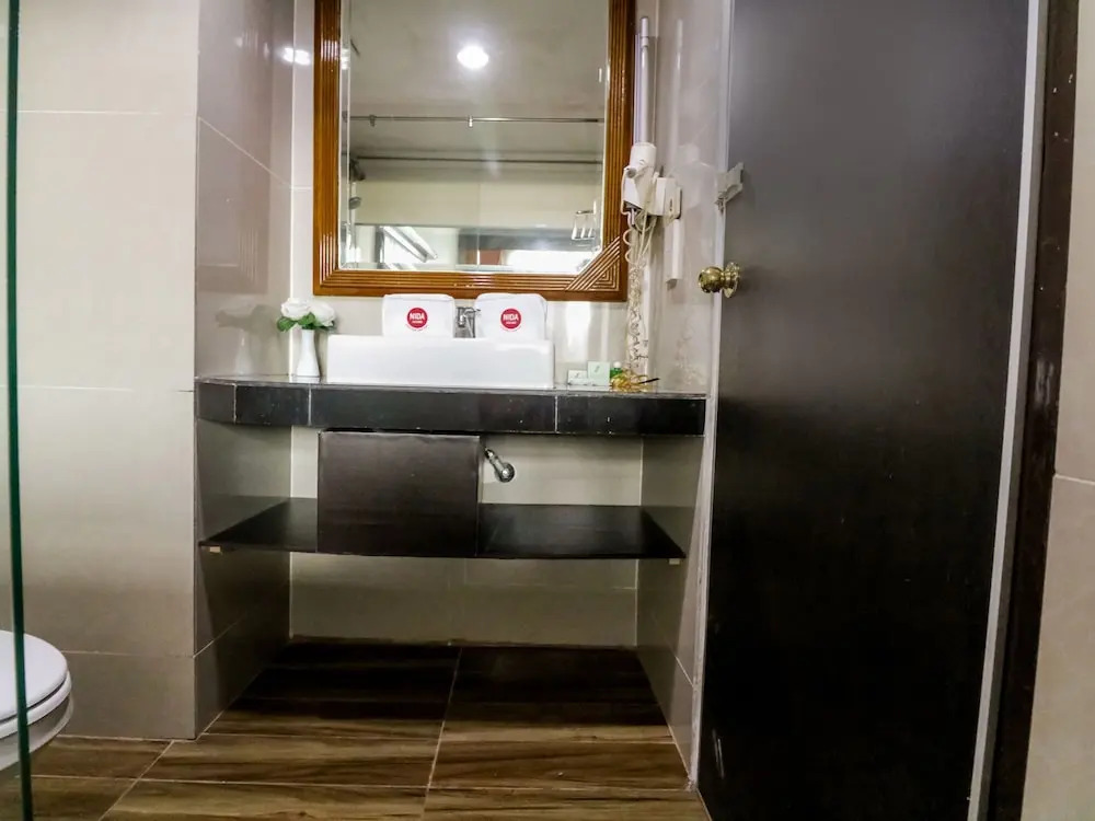 NIDA Rooms Raden Cental National Monument
