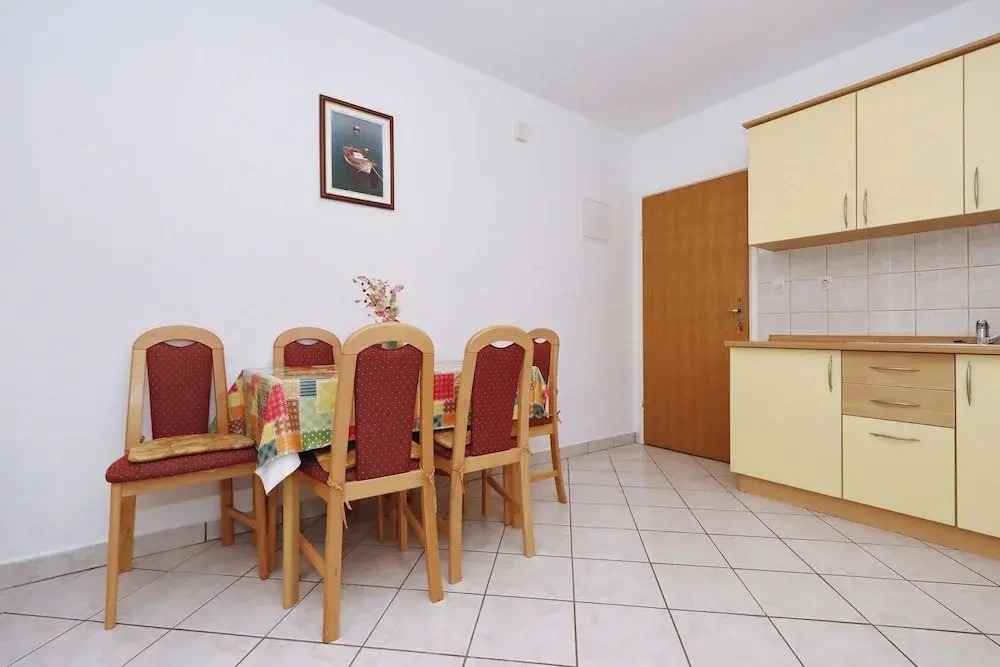 Apartment Emina