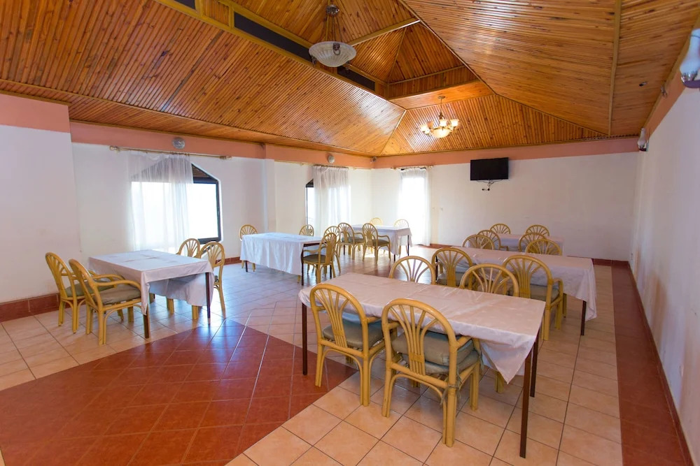 Champion Hotel