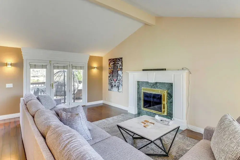 Big Space, Bigger View! Cottonwood Canyon Retreat