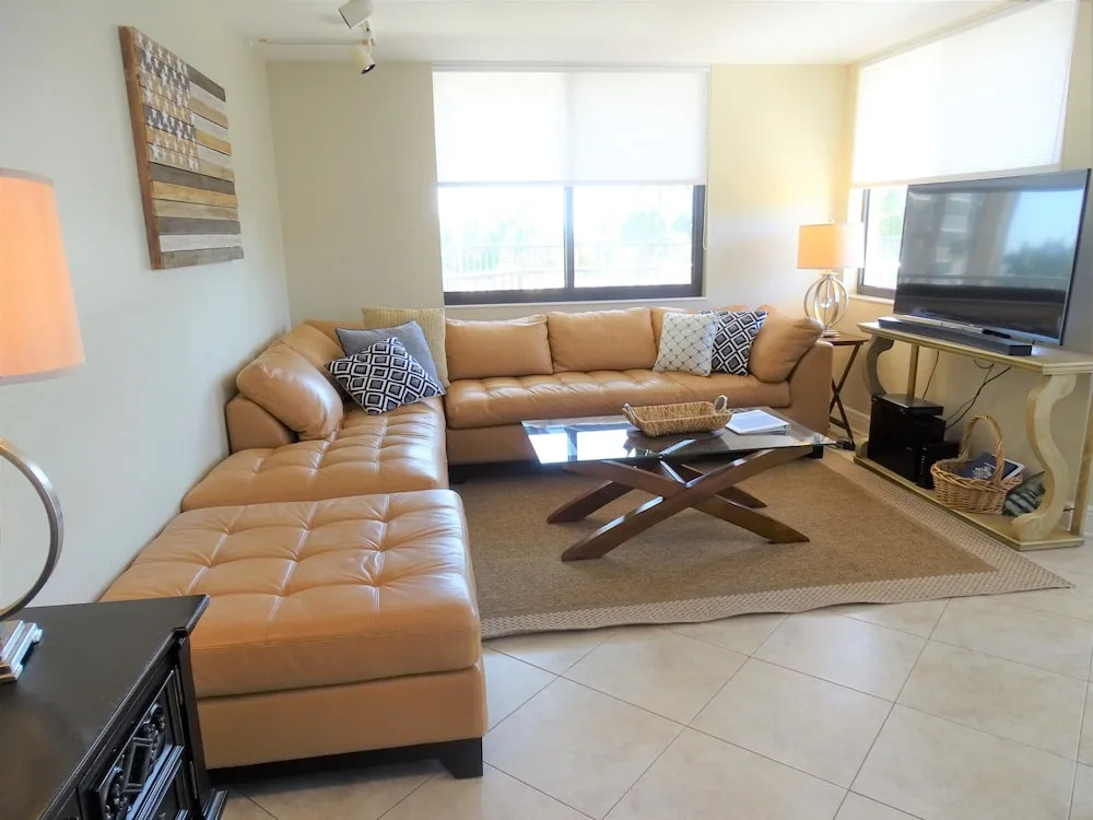 101 - Excelsior 2 Bedrooms 2 Bathrooms Condo