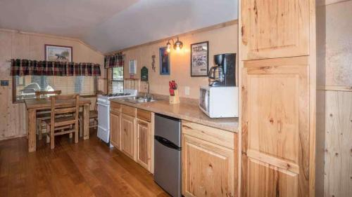 Whispering Pine Cabins
