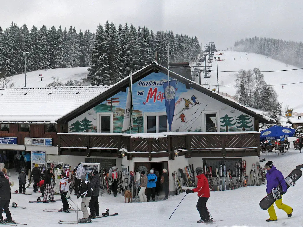 Holiday home in Mielinghausen near ski area