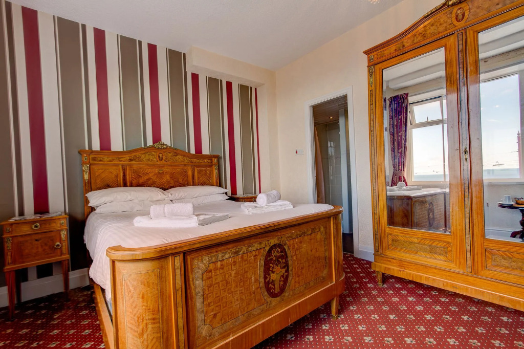 Leverdale Hotel